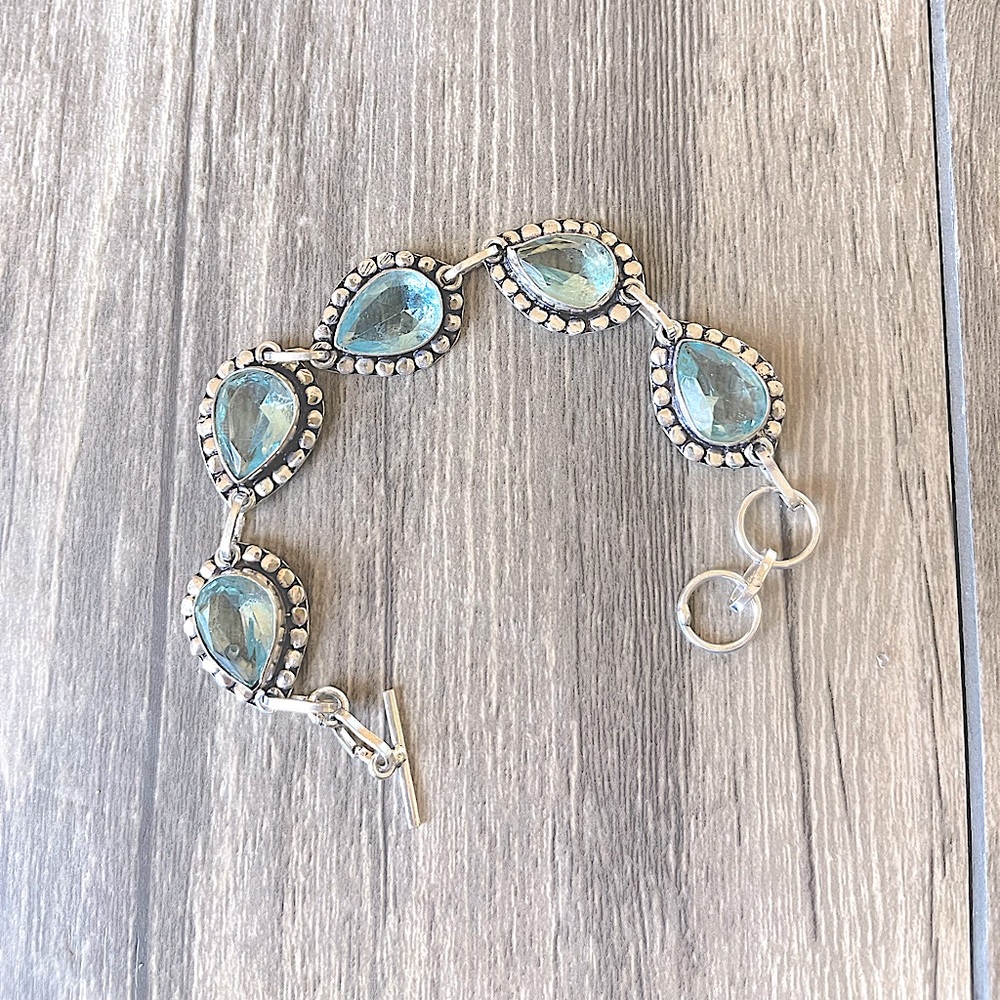 Ice Blue Quartz Bracelet - Picture 4 of 5